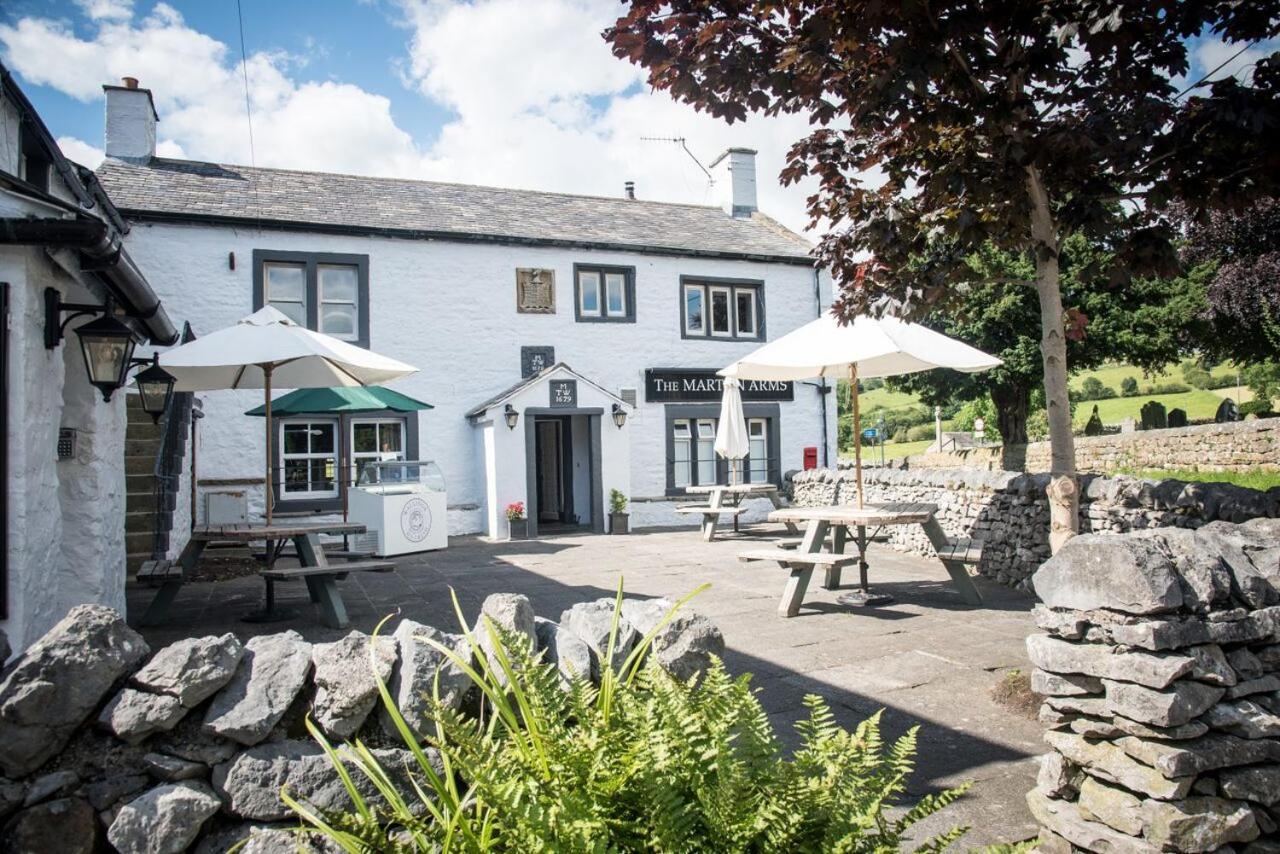 Hotel The Marton Arms à Ingleton  Extérieur photo