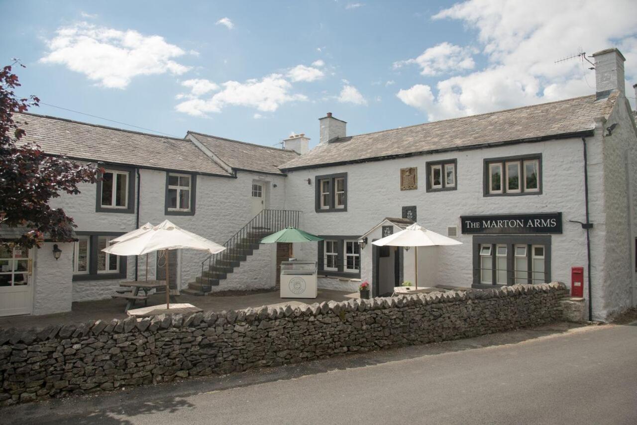 Hotel The Marton Arms à Ingleton  Extérieur photo
