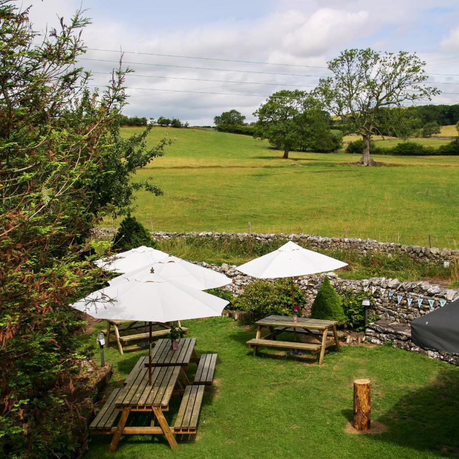 Hotel The Marton Arms à Ingleton  Extérieur photo